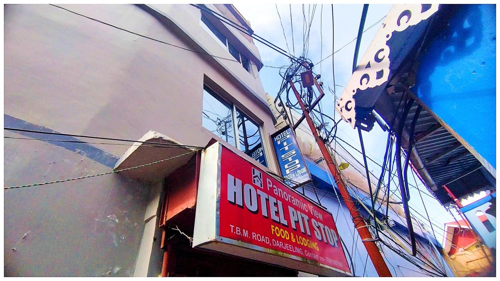 Hotel Premium Pitstop Near Railway Station Best Hotel In Darjeeling Дарджилинг Экстерьер фото