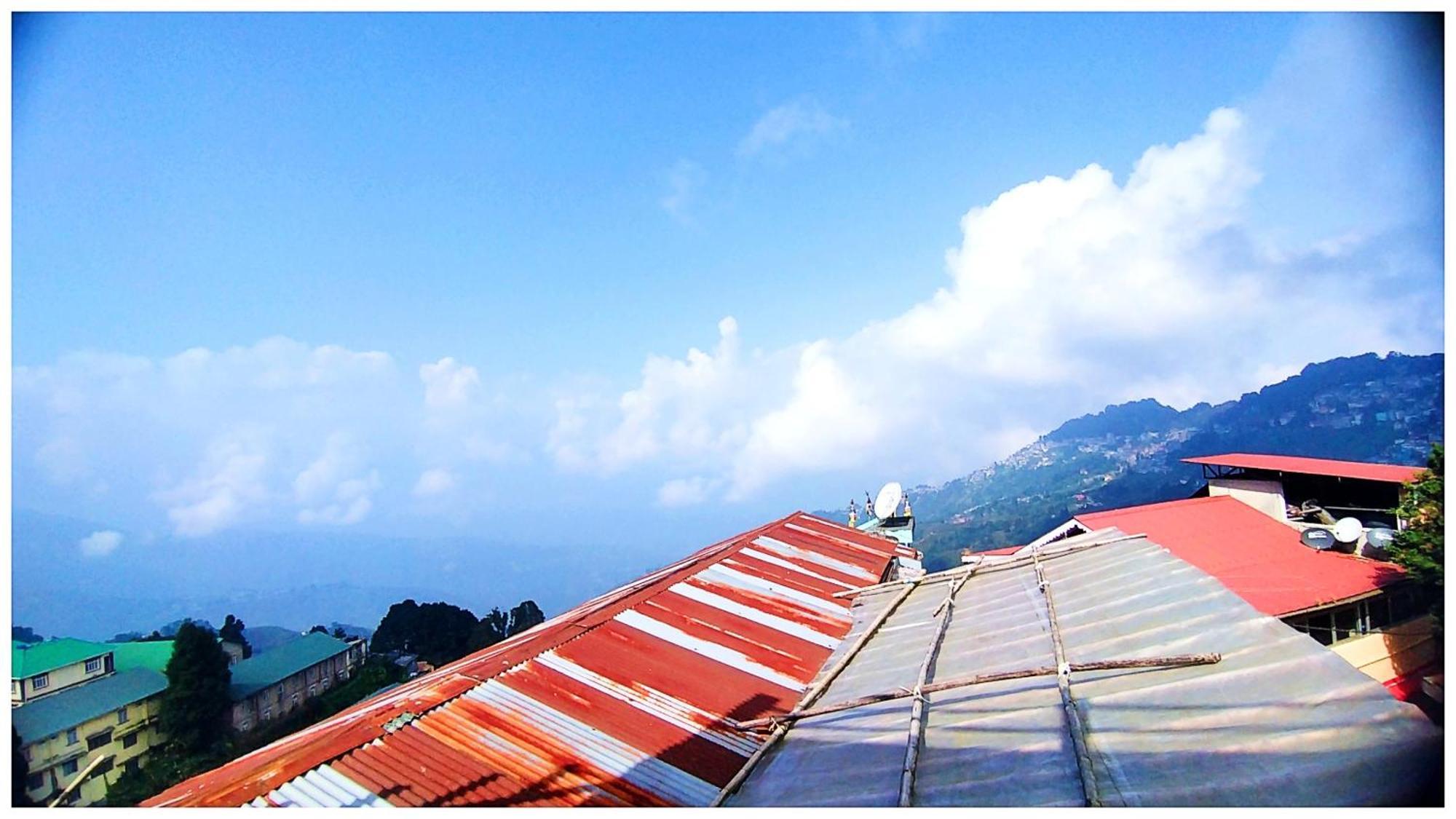 Hotel Premium Pitstop Near Railway Station Best Hotel In Darjeeling Дарджилинг Экстерьер фото